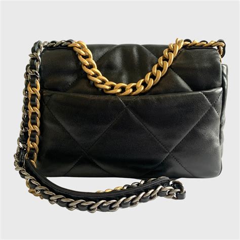 perrine porter chanel bag.